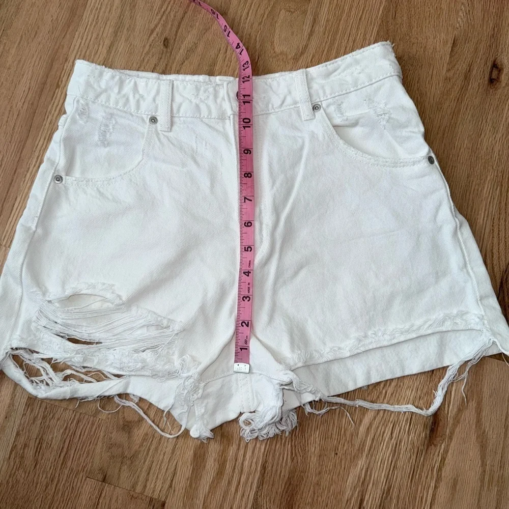 Rolla’s Dusters Shorts High Rise Slim Distressed Vintage White Worn Size 27